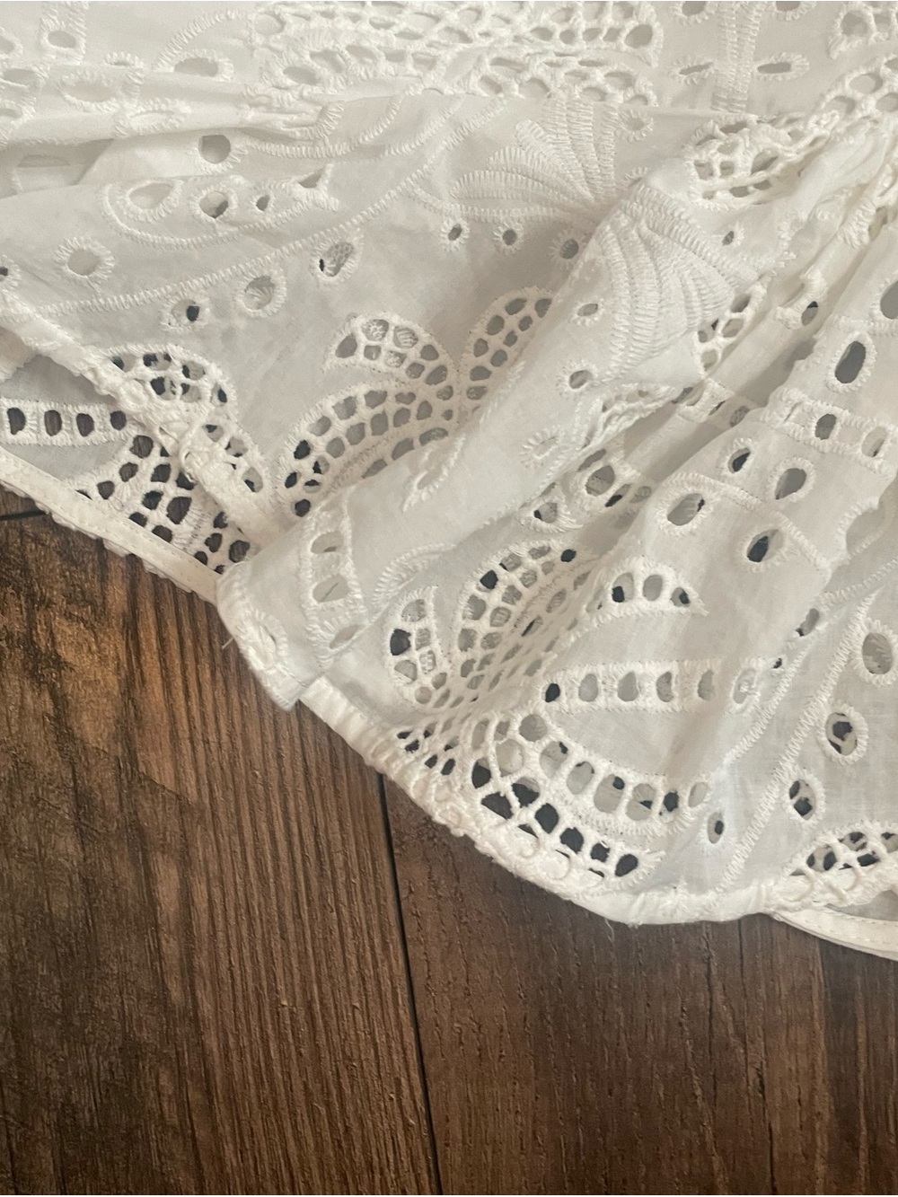 Ciebon White Eyelet Maxi Dress with Tie Waist and Flutter Sleeves - Picture 8 of 9